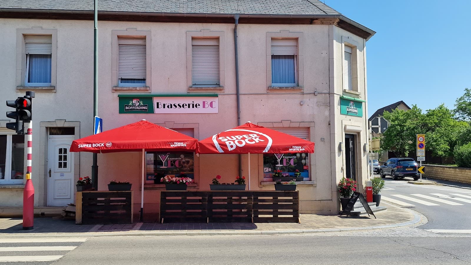 Intérieur du Café BC à Mamer